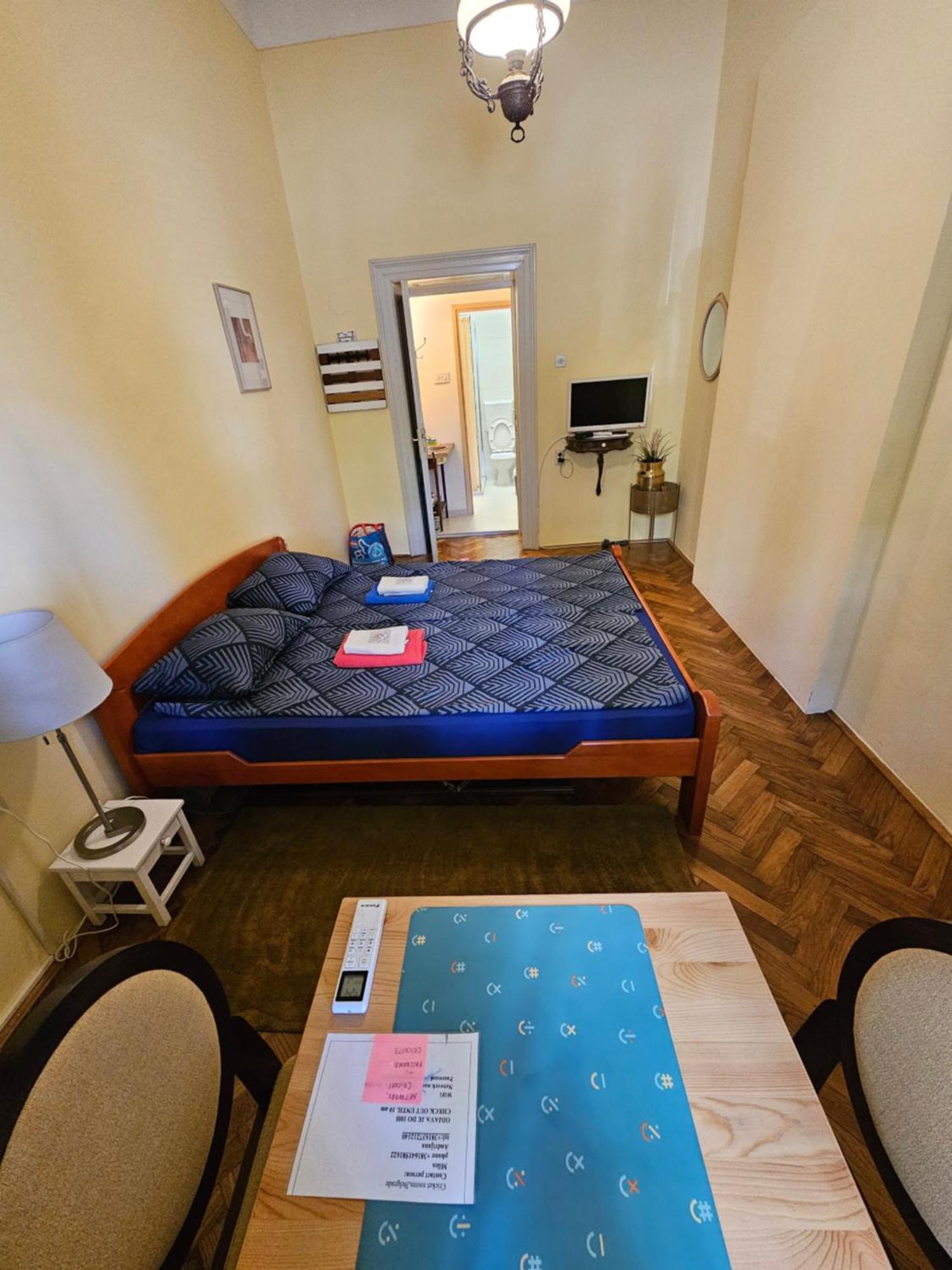 Cricket Park Hostel Belgrad Dış mekan fotoğraf