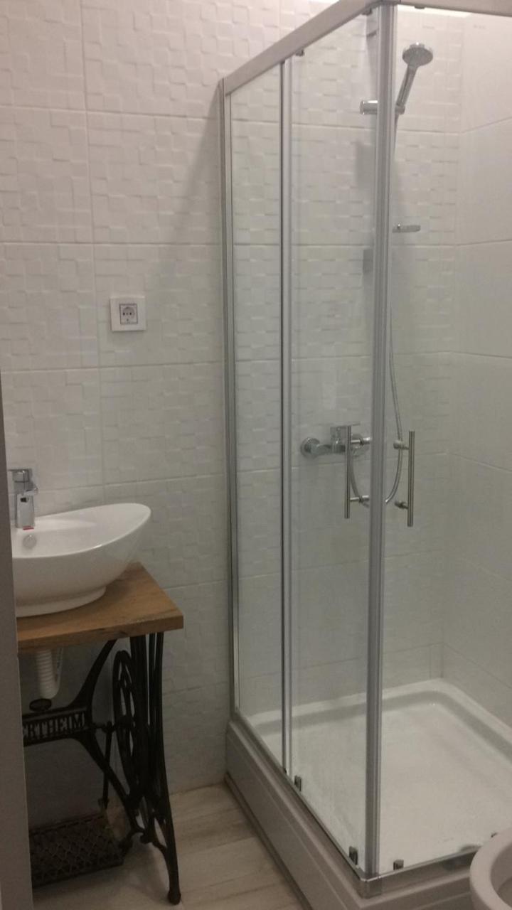 Cricket Park Hostel Belgrad Dış mekan fotoğraf