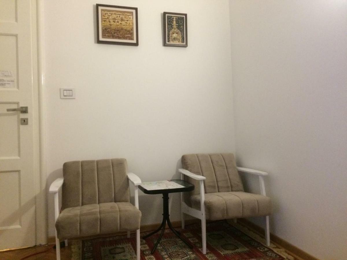 Cricket Park Hostel Belgrad Dış mekan fotoğraf